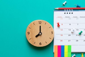 MENGATUR WAKTU BELAJAR